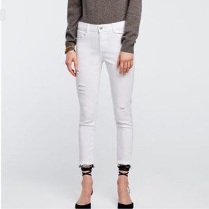 Zara Z1975 Denim white distressed jeans. Size 6